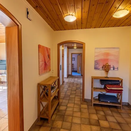 아파트 Ferienwohnung Mit Panoramablick, Bodensee U. Alpen
